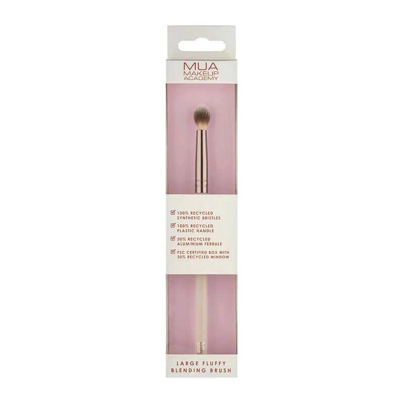 MUA FLUFFY BLENDING BRUSH