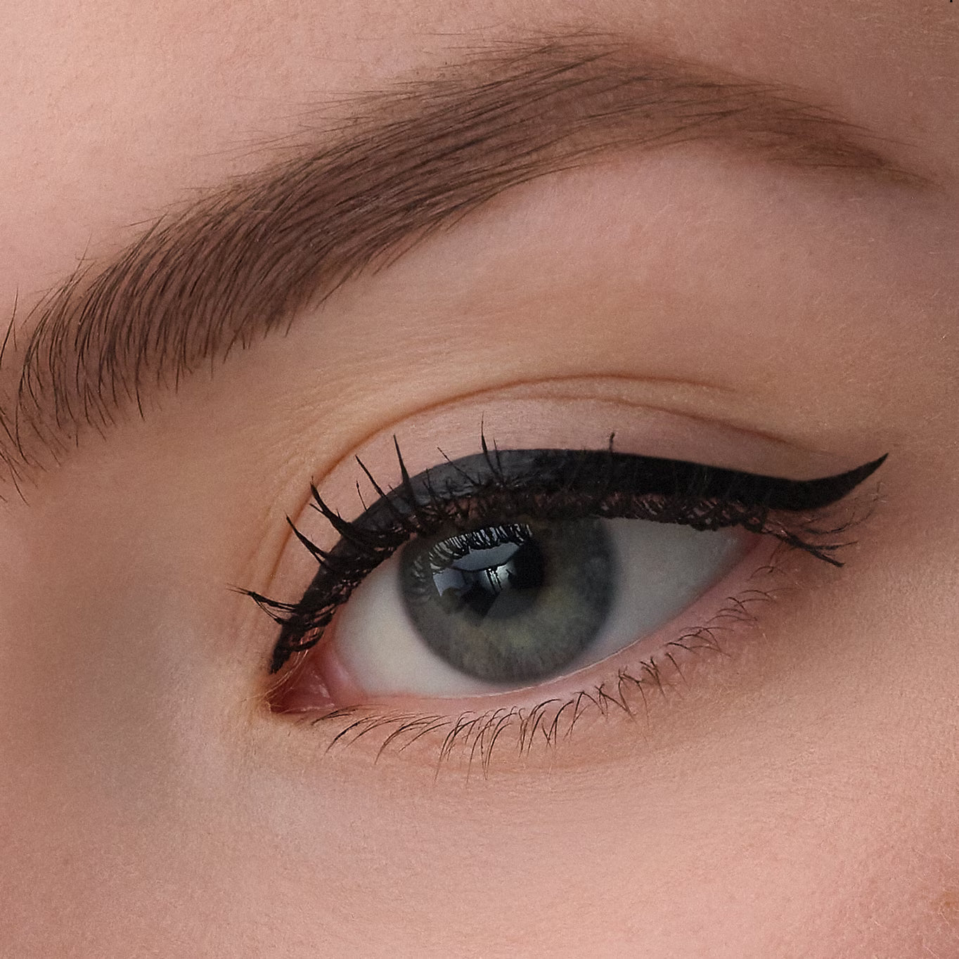 CATRICE 24H BRUSH LINER WATERPROOF EYELINER