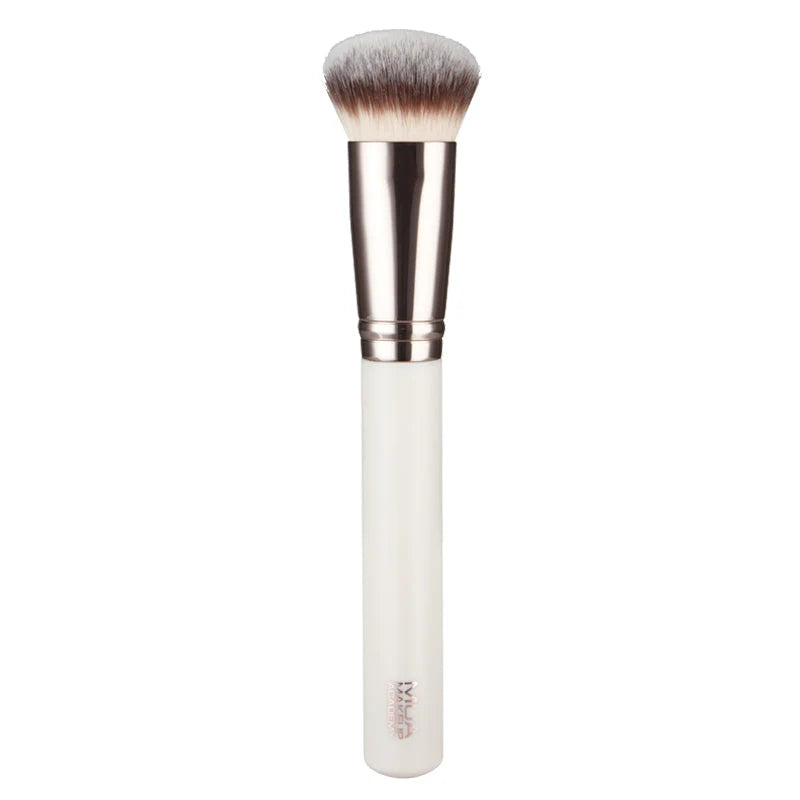 MUA BUFFING BRUSH