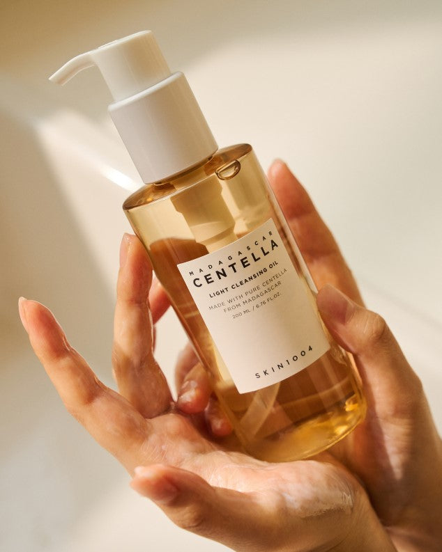 MADAGASCAR CENTELLA LIGHT CLEANSING OIL 30ML